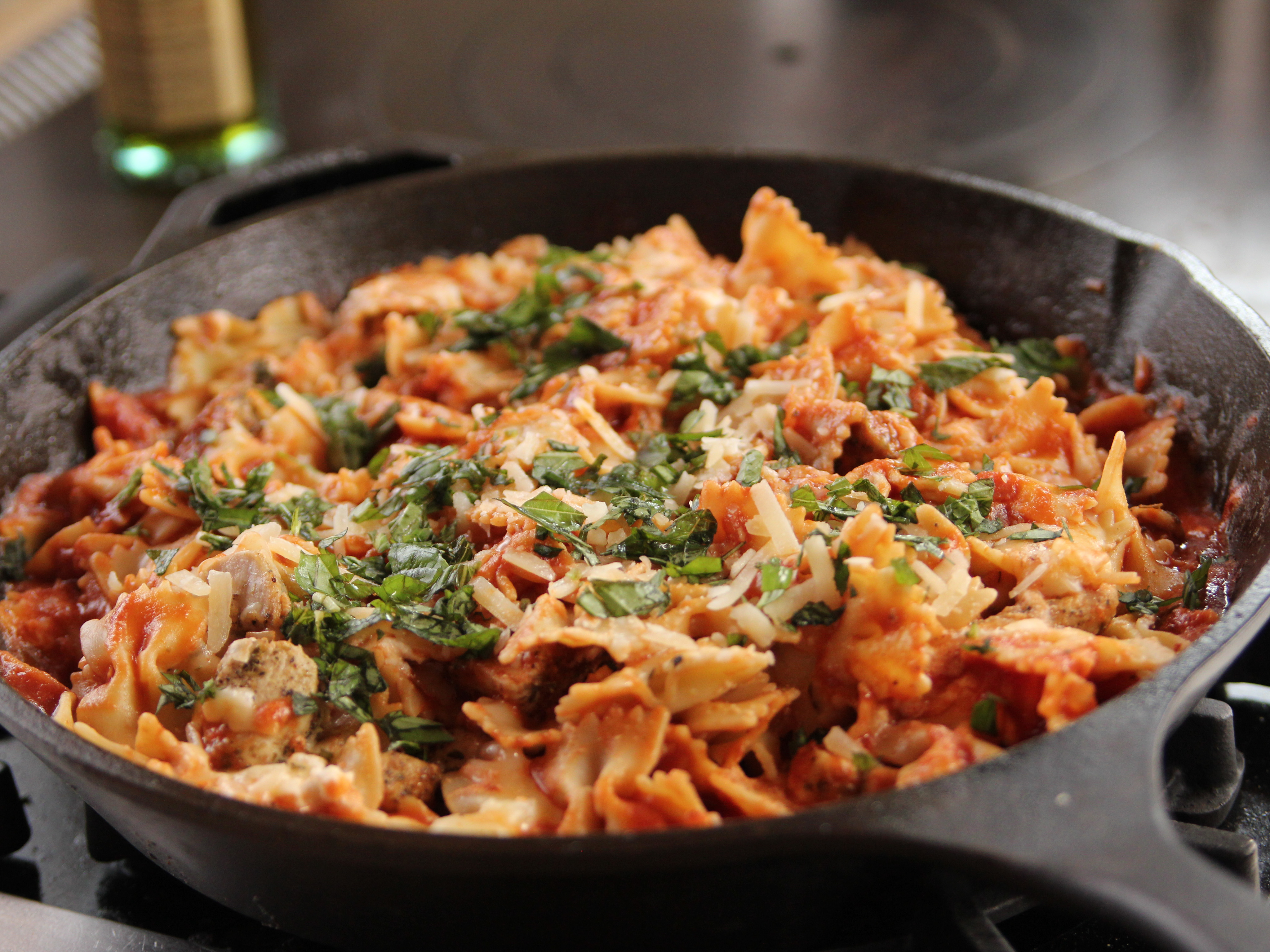 Skillet Chicken Lasagna Recipe | Ree Drummond | Food Network