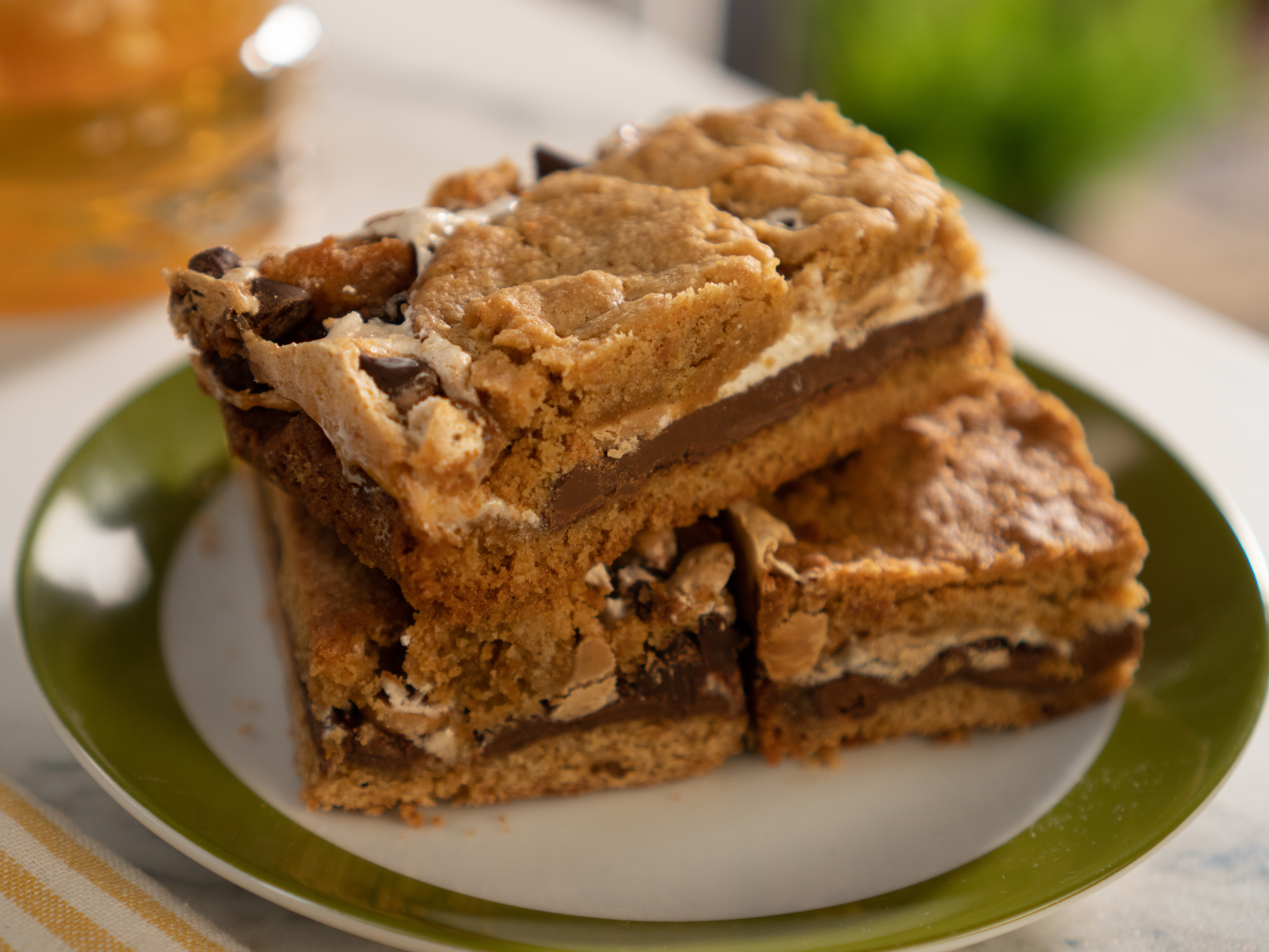 Chocolate Peanut Butter S'mores Bars Recipe | Valerie Bertinelli | Food  Network
